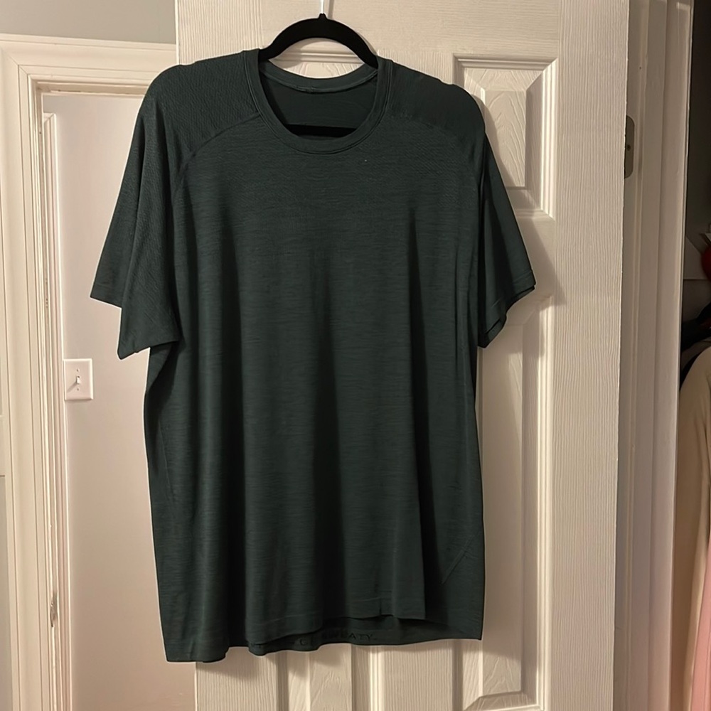Mens Metal Vent Tech Short Sleeve Shirt 2.0. Teal color